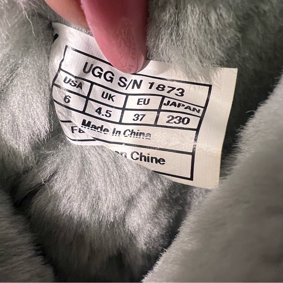 UGG Bailey Button Triplet Green Grey Women’s Size US 6 Boots Shearling Style - Picture 10 of 13